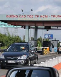 Đường cao tốc ngốn quá nhiều tiền