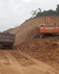 Ngang nhiên “xẻ thịt” cao tốc Thái Nguyên – Chợ Mới