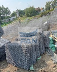 Rọ đá dùng trong dự án kè chống sạt lở đường dân sinh ven sông huyện Thoại Sơn, tỉnh An Giang