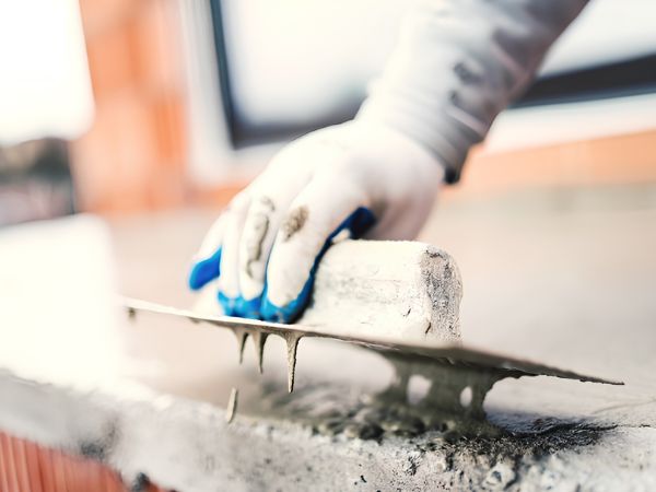 Phụ gia chống thấm được pha vào vữa láng nền