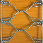 Thảm đá P8/2.2 kích thước (4x2x0.3)m 3 vách ngăn