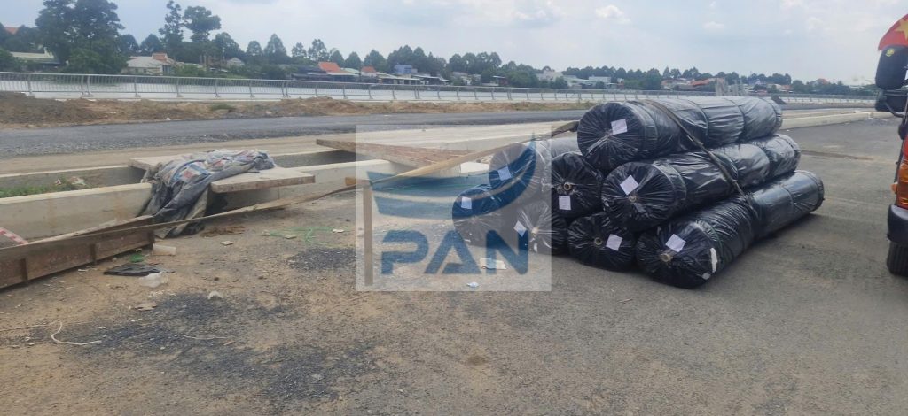 Giao – nhận vải địa kỹ thuật ART 12 tại dự án xây dựng đường ven sông Đồng Nai Giao – nhận vải địa kỹ thuật ART 12 tại dự án xây dựng đường ven sông Đồng Nai