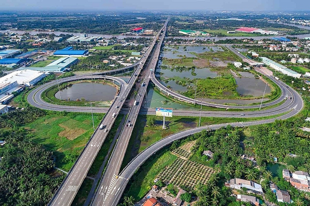 Việt Nam đang chú trọng đầu tư phát triển hạ tầng giao thông