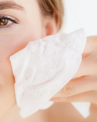 Dùng Khăn giấy ướt thường xuyên có tốt không?