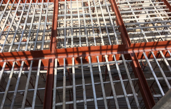 Ván khuôn công nghiệp có thể tái sử dụng nhiều lần mà vẫn đảm bảo chất lượng Ván khuôn công nghiệp có thể tái sử dụng nhiều lần mà vẫn đảm bảo chất lượng