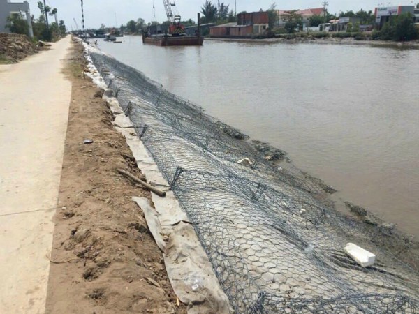 Kè rọ đá giúp giảm xói lở hiệu quả