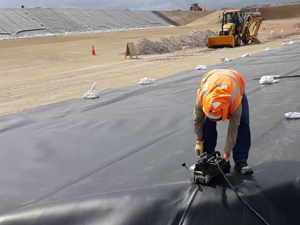Quy trình thi công màng chống thấm HDPE đúng kỹ thuật