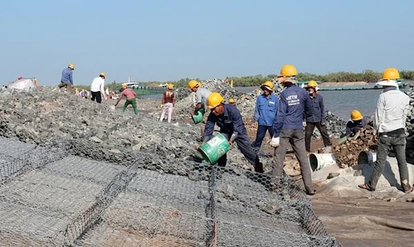 Hao phí nhân công thi công thường xuất hiện trong các công trình lớn